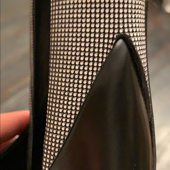 High Heels - Picture 2 of 6